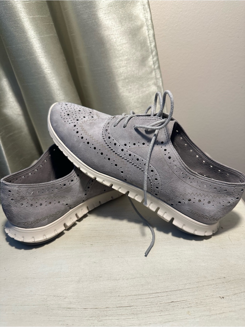 Cole Haan Zerogrand Womens Wingtip Oxford Gray Suede Shoes Size 6.5 B